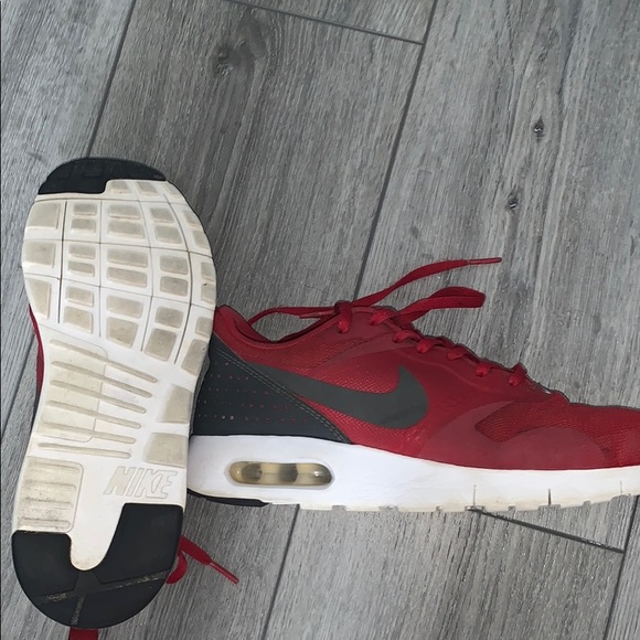 Red nike air’s size 6Y - Picture 4 of 5